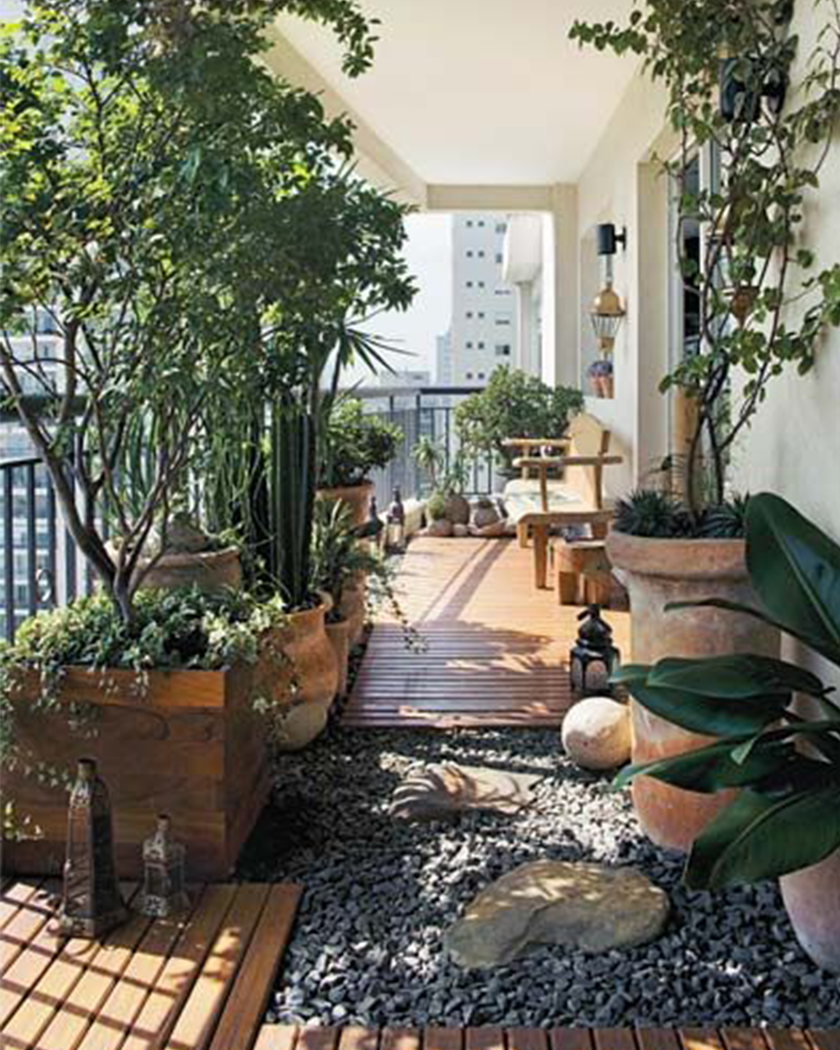 You don't need a giant backyard to create a stunning garden space. A balcony garden will maximise every inch of your terrace to create a stunning outdoor oasis.